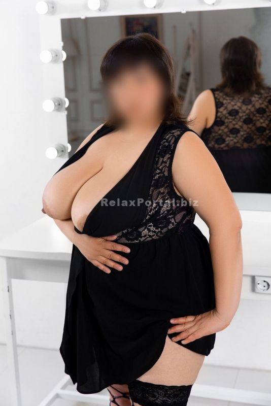 Kyiv Escorts : Amira – photo 2