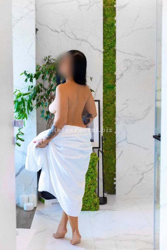 Kyiv Escorts : Lena – photo 2