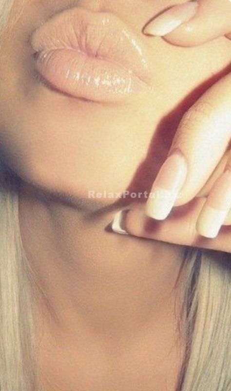 Chernivtsi Escorts : Elena – photo 2