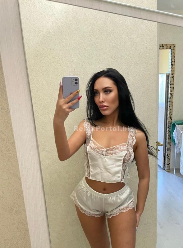 Kyiv Escorts : Alina – photo 3