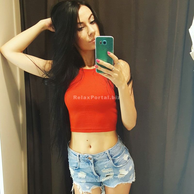 Zaporizhzhia Escorts : Katya – photo 1