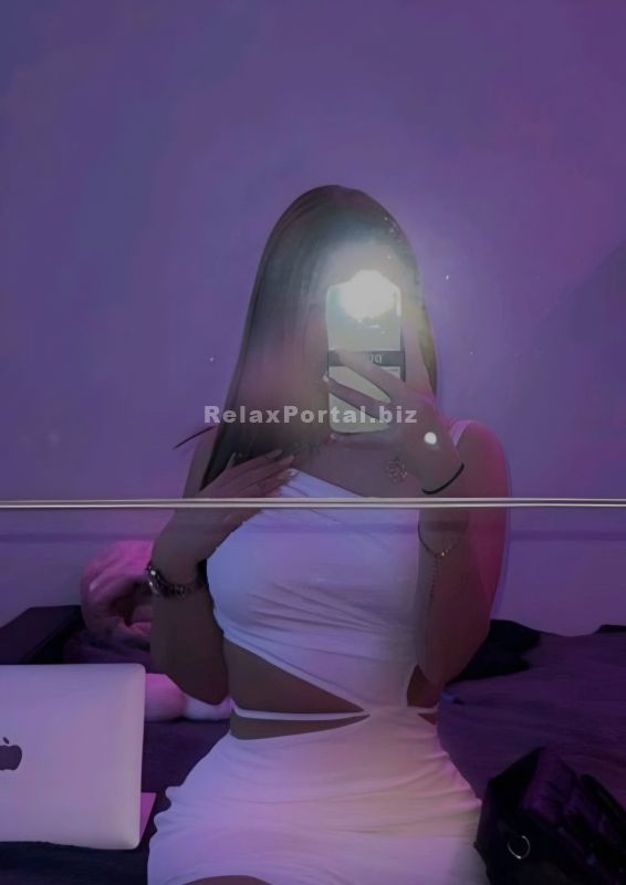 Chernivtsi Escorts : Alisa – photo 4