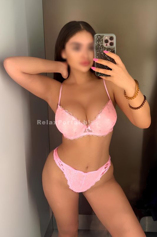 Kyiv Escorts : Alina – photo 1