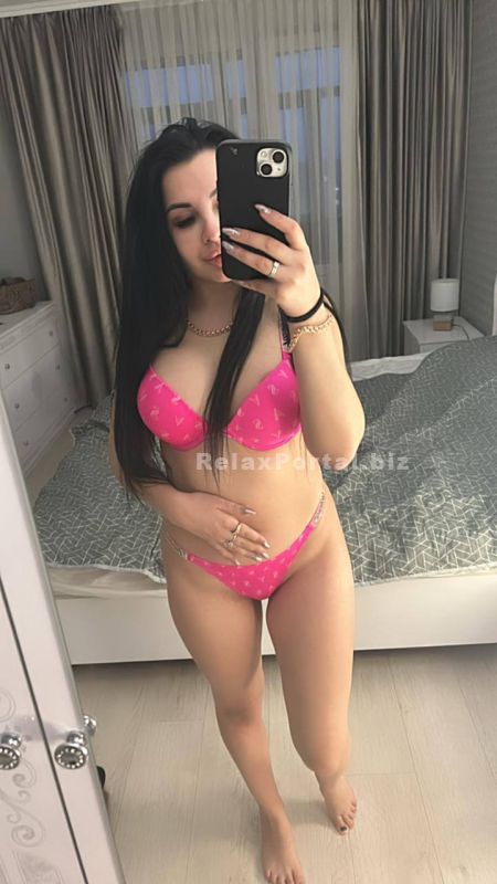 Chernivtsi Escorts : Kristinka – photo 2