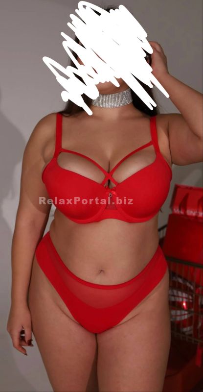 Ivano-Frankivsk Escorts : Minetik – photo 1