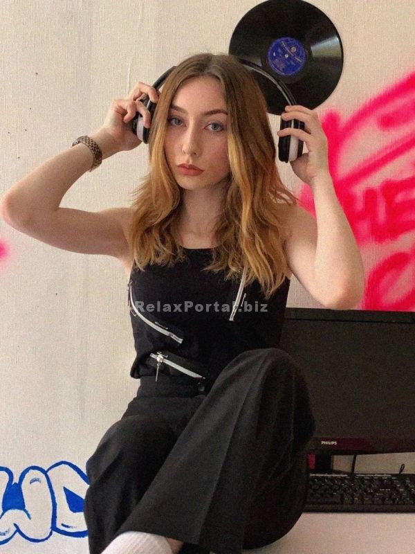 Lviv Escorts : Alisa – photo 1