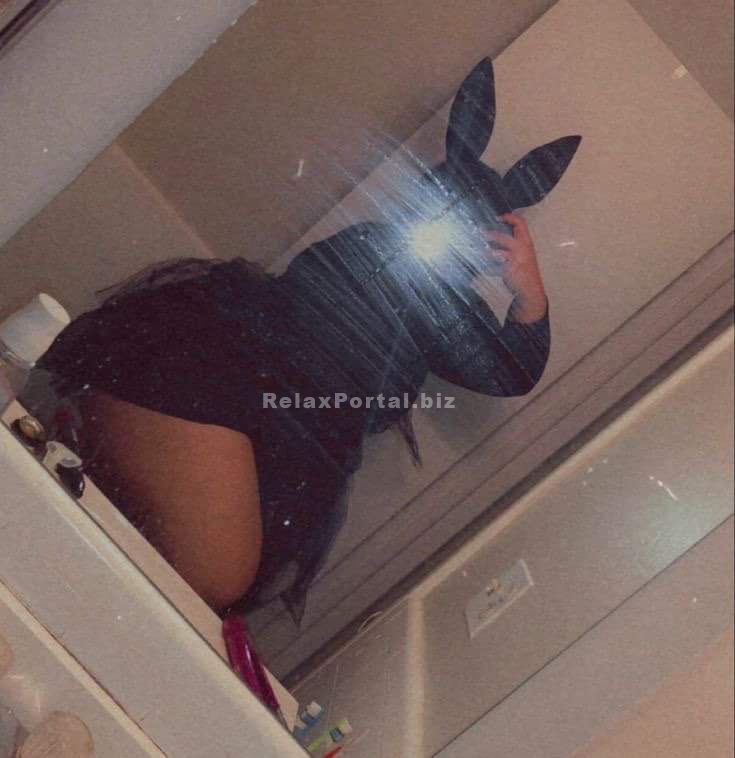 Chernivtsi Escorts : Oksi – photo 1