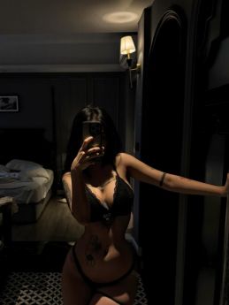 Повія  : Алиса – фото 1