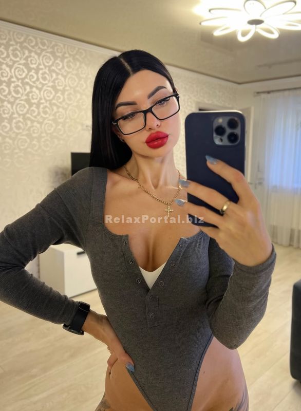 Kyiv Escorts : Marina – photo 1