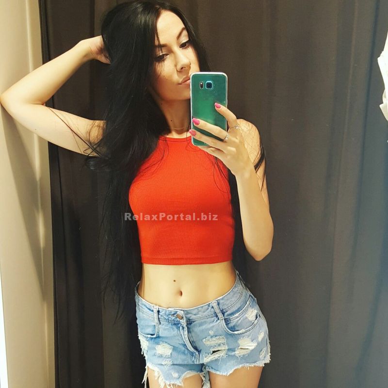 Chernivtsi Escorts : Katya – photo 2