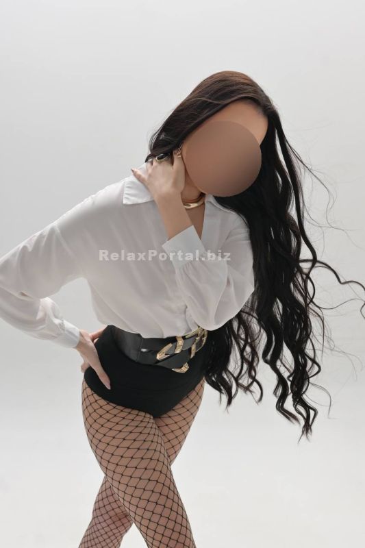 Lviv Escorts : Karmen – photo 5